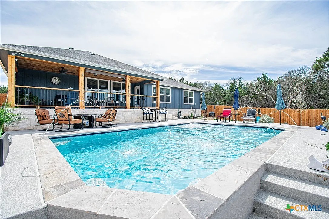 Pool area